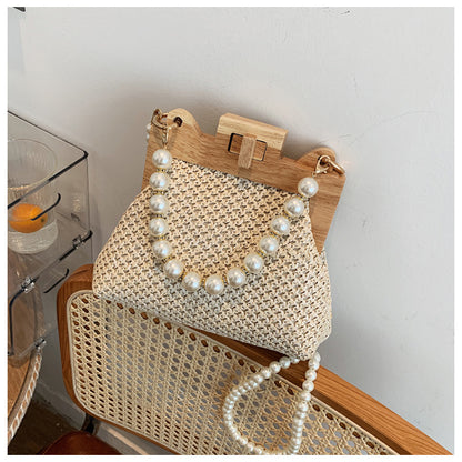 Straw Beach Pearl Chain Woven Shoulder Bag