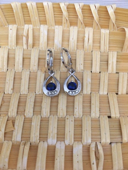 Inlaid Zircon Water Drop Earrings