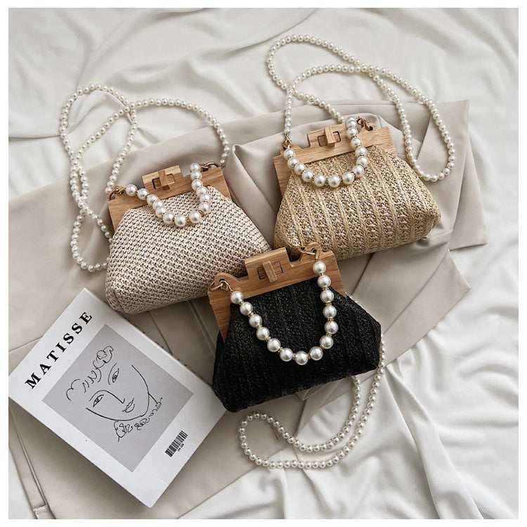 Straw Beach Pearl Chain Woven Shoulder Bag