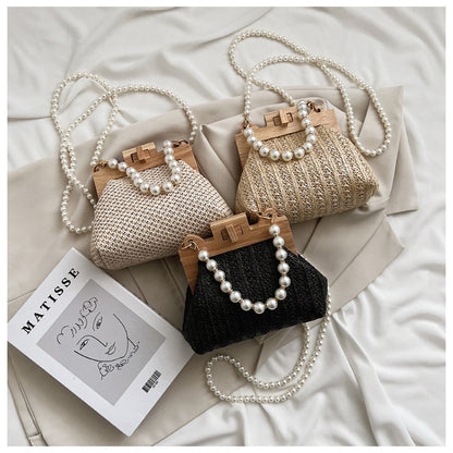 Straw Beach Pearl Chain Woven Shoulder Bag